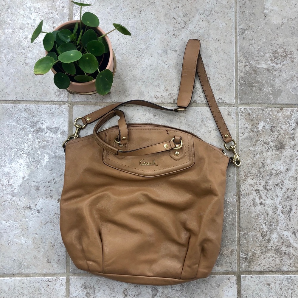 Coach Medium Hobo